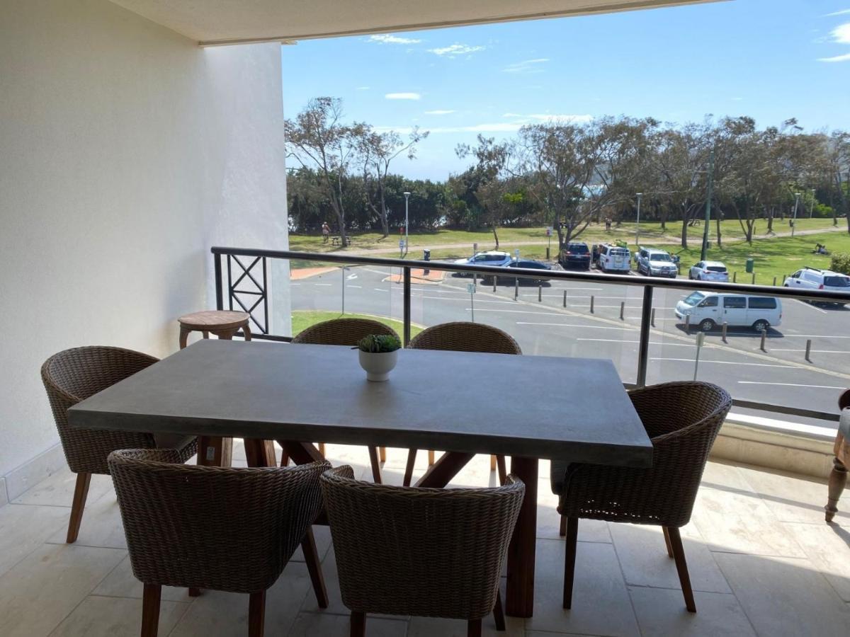 Bay Royal Apartments ไบรอนเบย์ ภายนอก รูปภาพ